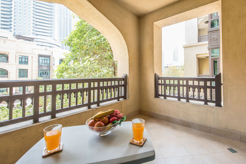 Souk Al Bahar Sahaa by Bnbme