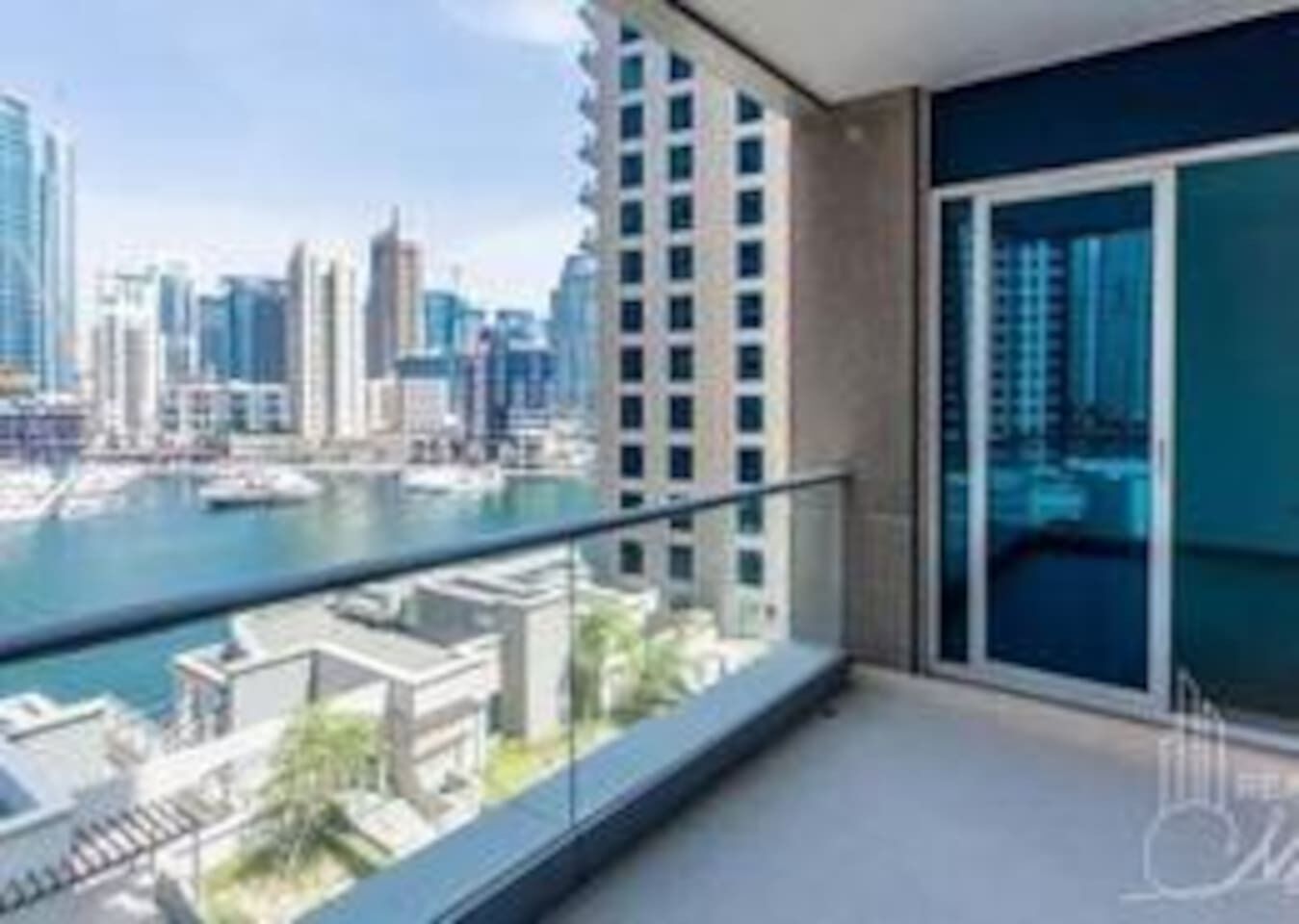 Spacious & Ornate Studio Apartment in the Famous Dubai Marina!