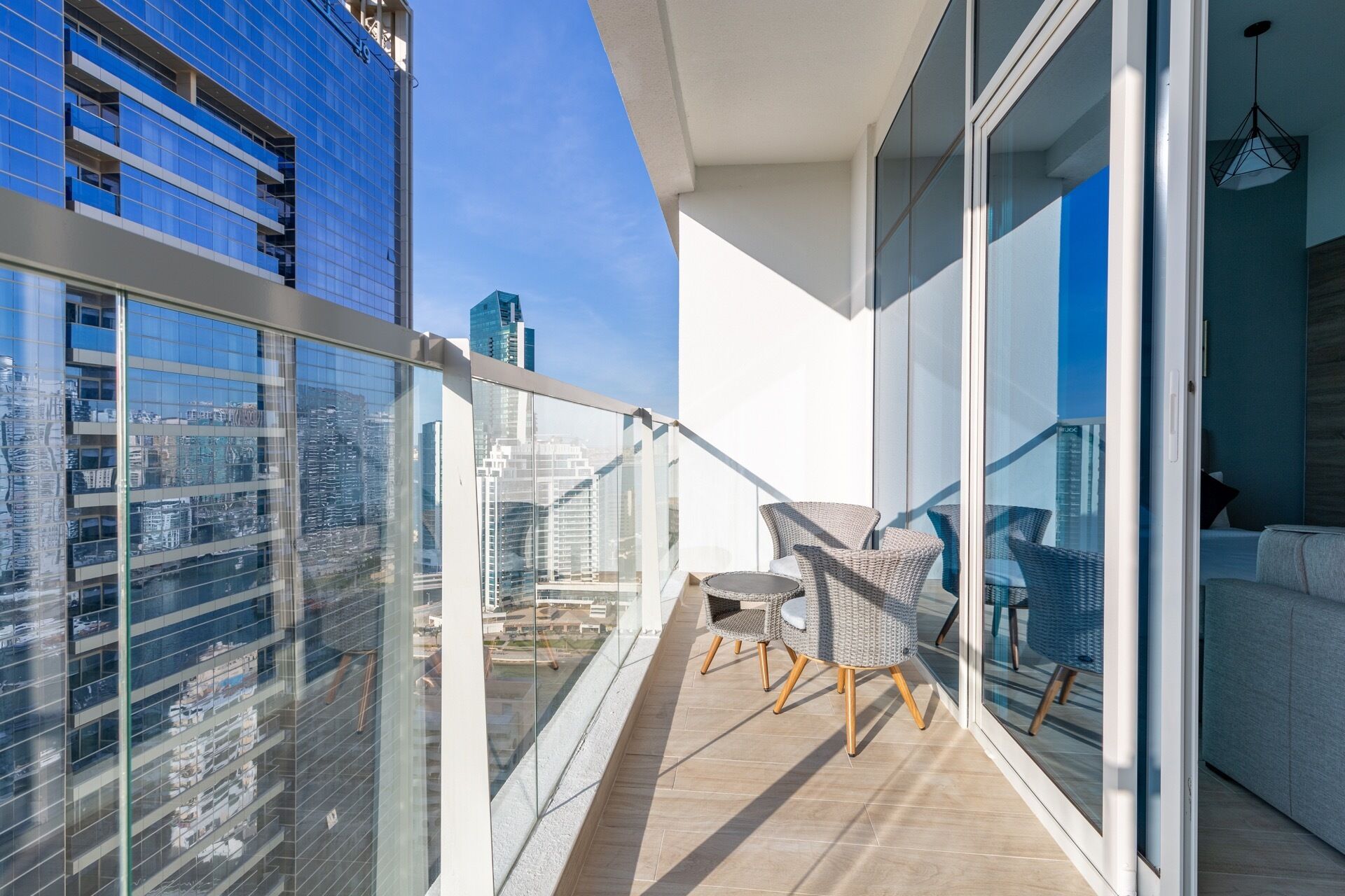 Spacious & Ornate Studio Apartment in the Famous Dubai Marina!