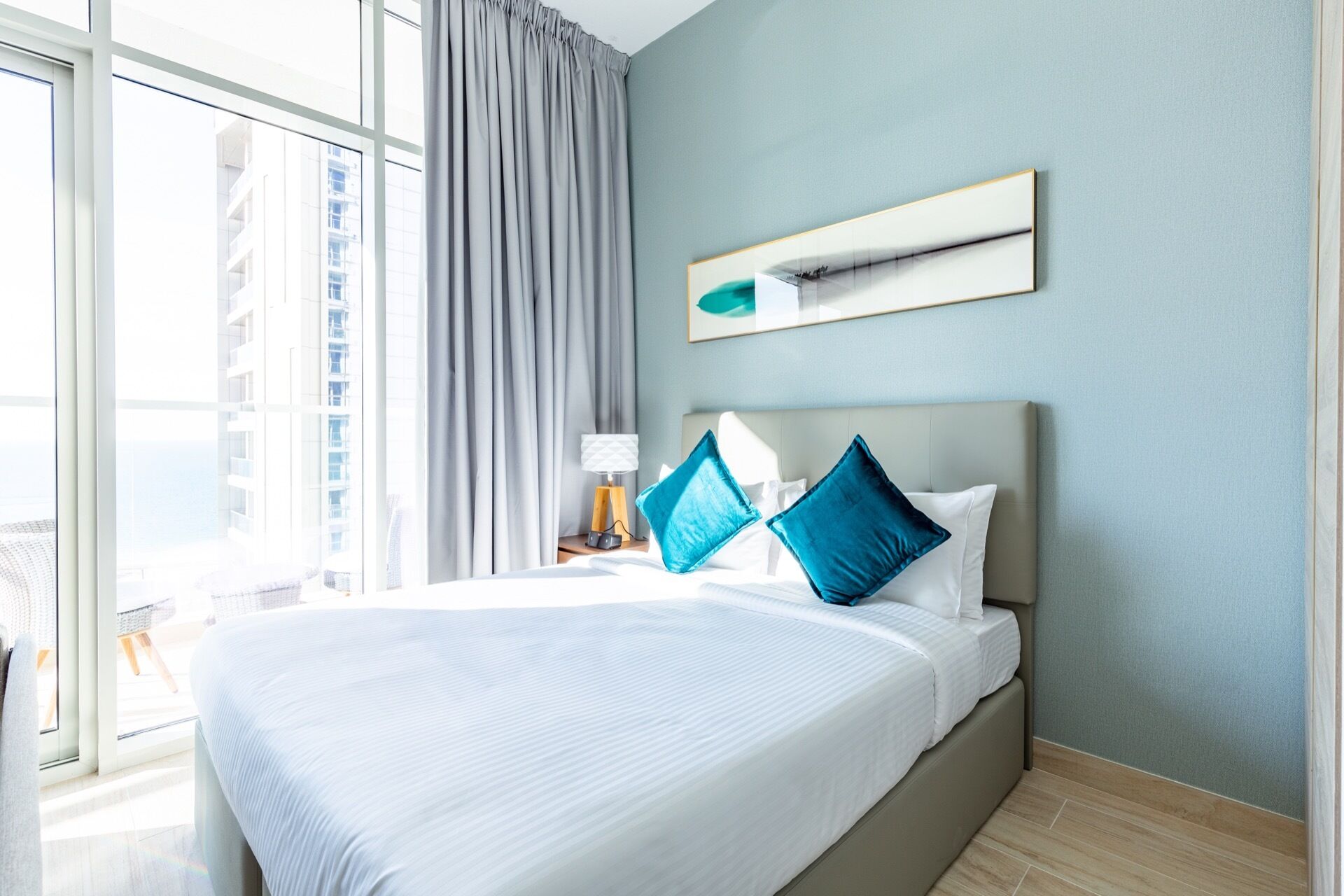 Spacious & Ornate Studio Apartment in the Famous Dubai Marina!
