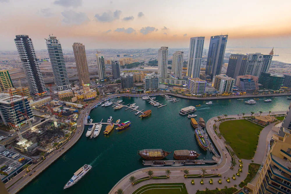 Sparkle Towers by Eden's Dubai
