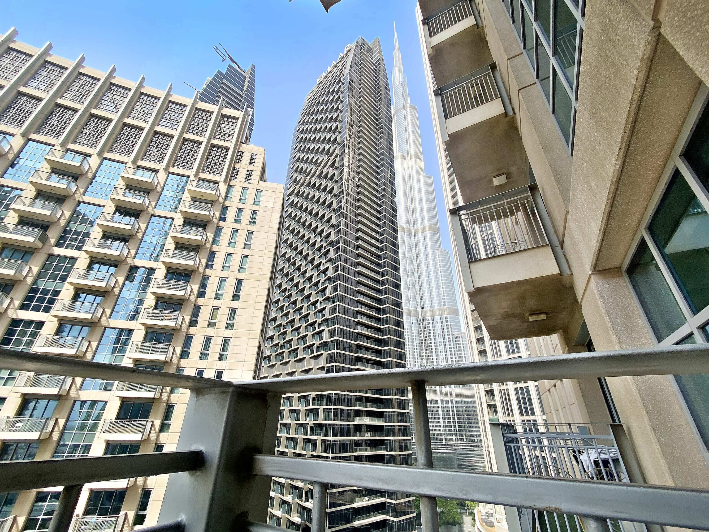 Standpoint Downtown by Silkhaus
