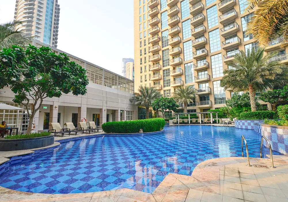 Standpoint Towers by Ease by Emaar