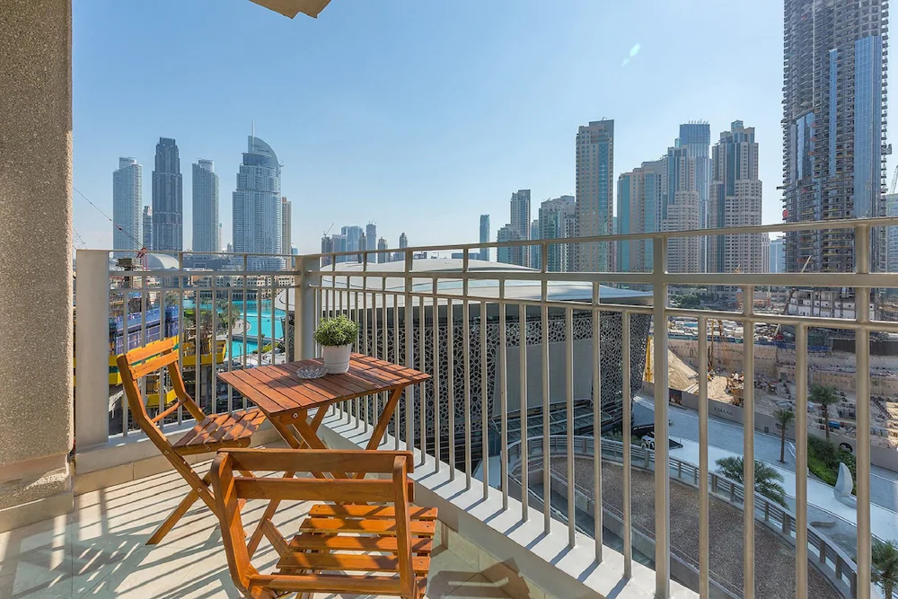 Standpoint Towers by Ease by Emaar