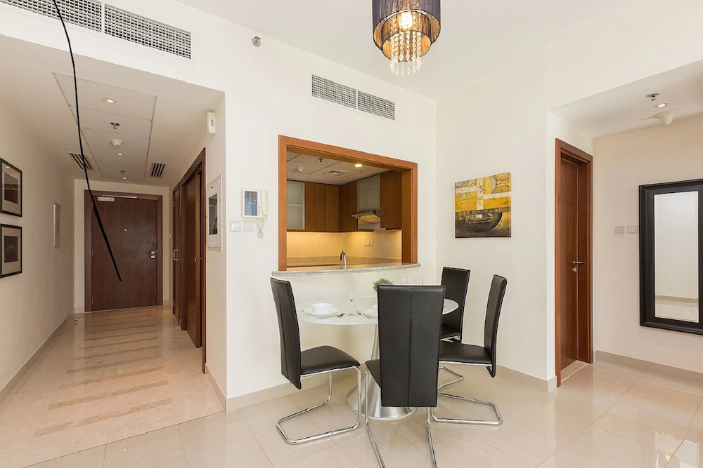Standpoint Towers by Ease by Emaar