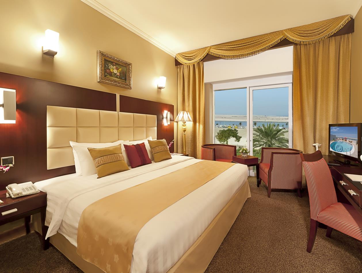 Sun & Sands Sea View Hotel