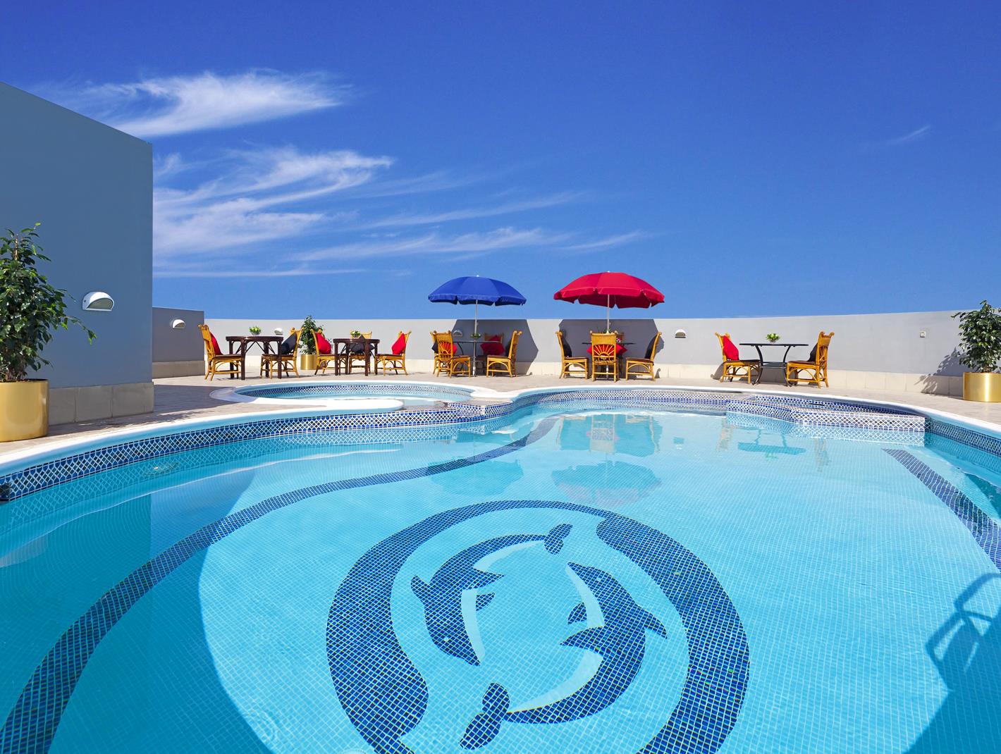 Sun & Sands Sea View Hotel