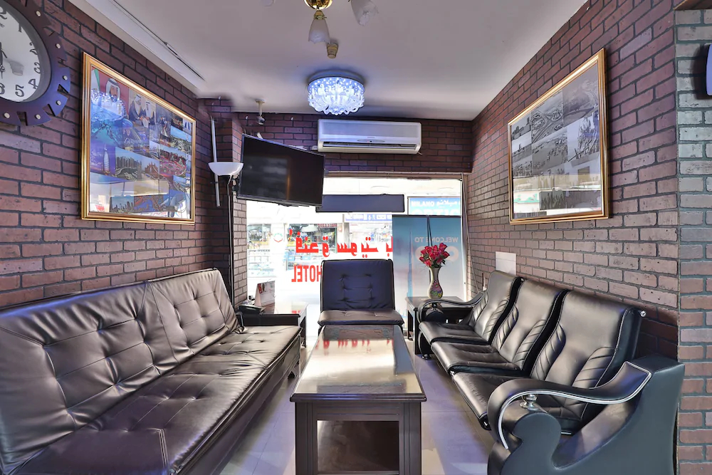Sweet Palace Hotel by OYO Rooms