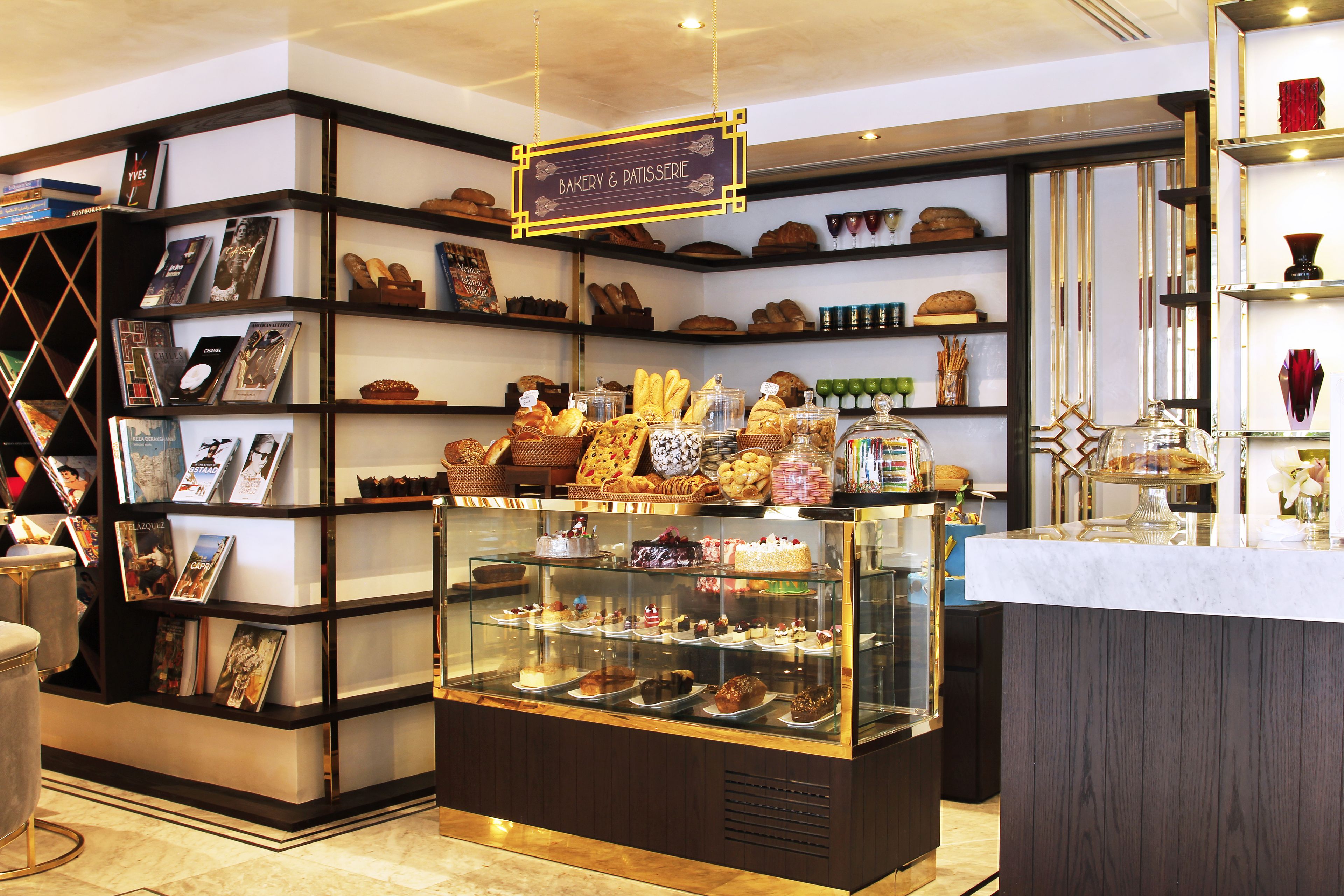 Tamani Marina Hotel and Hotel Apartment