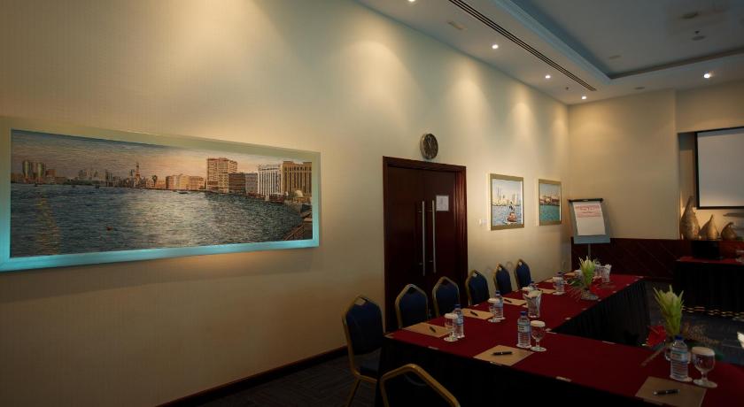 Tamani Marina Hotel and Hotel Apartment