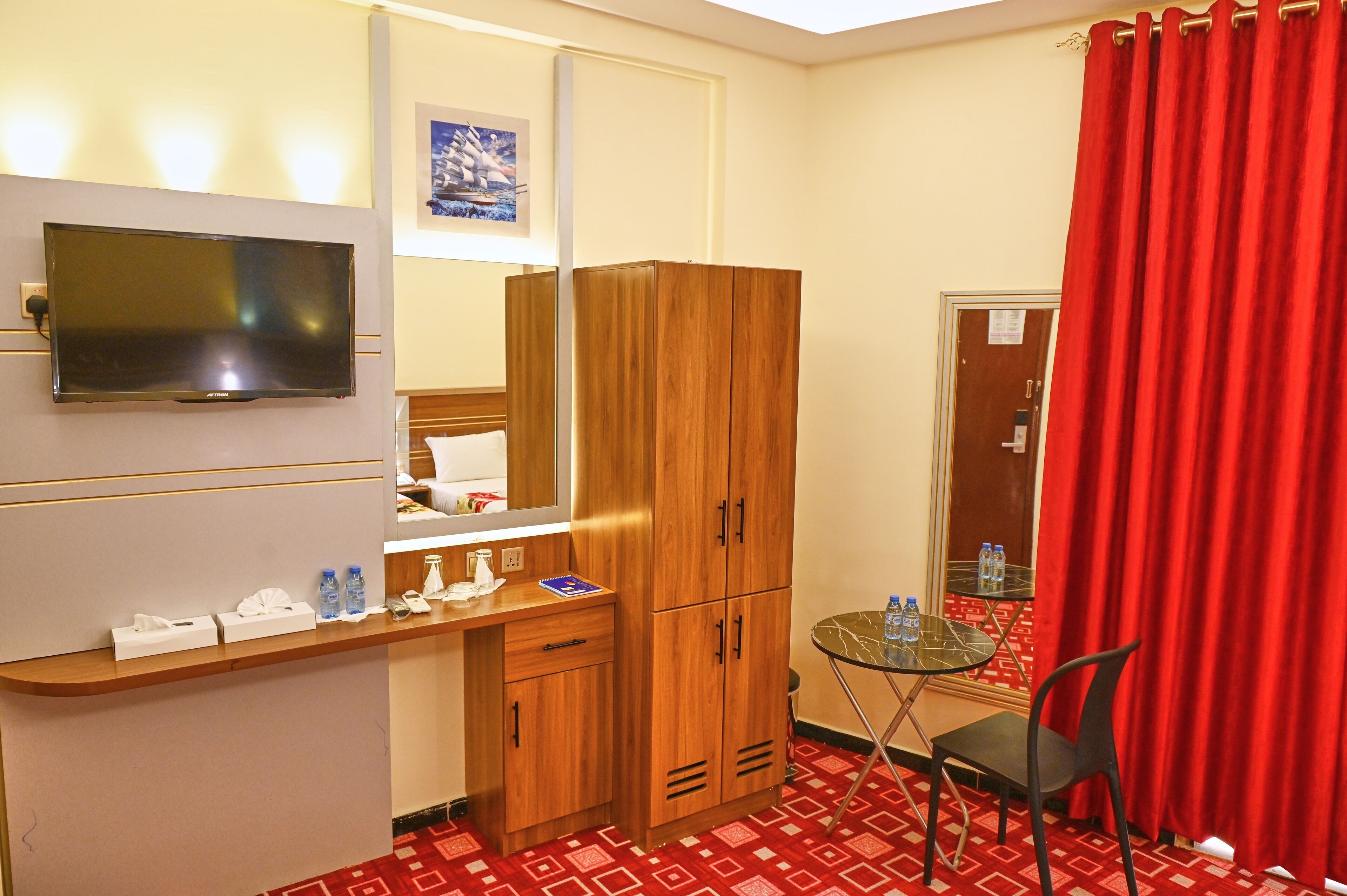 Tanha Palace Hotel