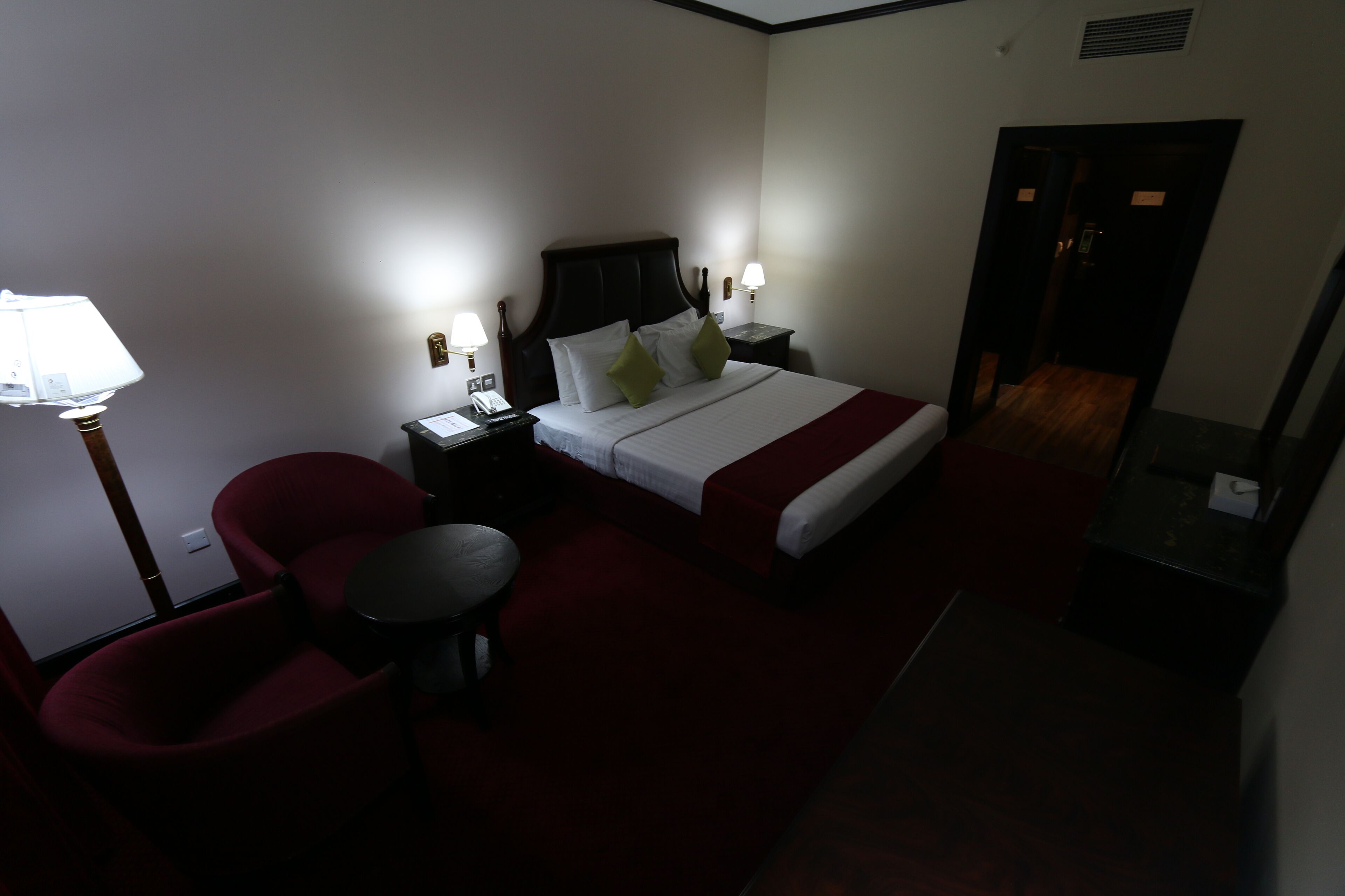 Knight Armour Hotel