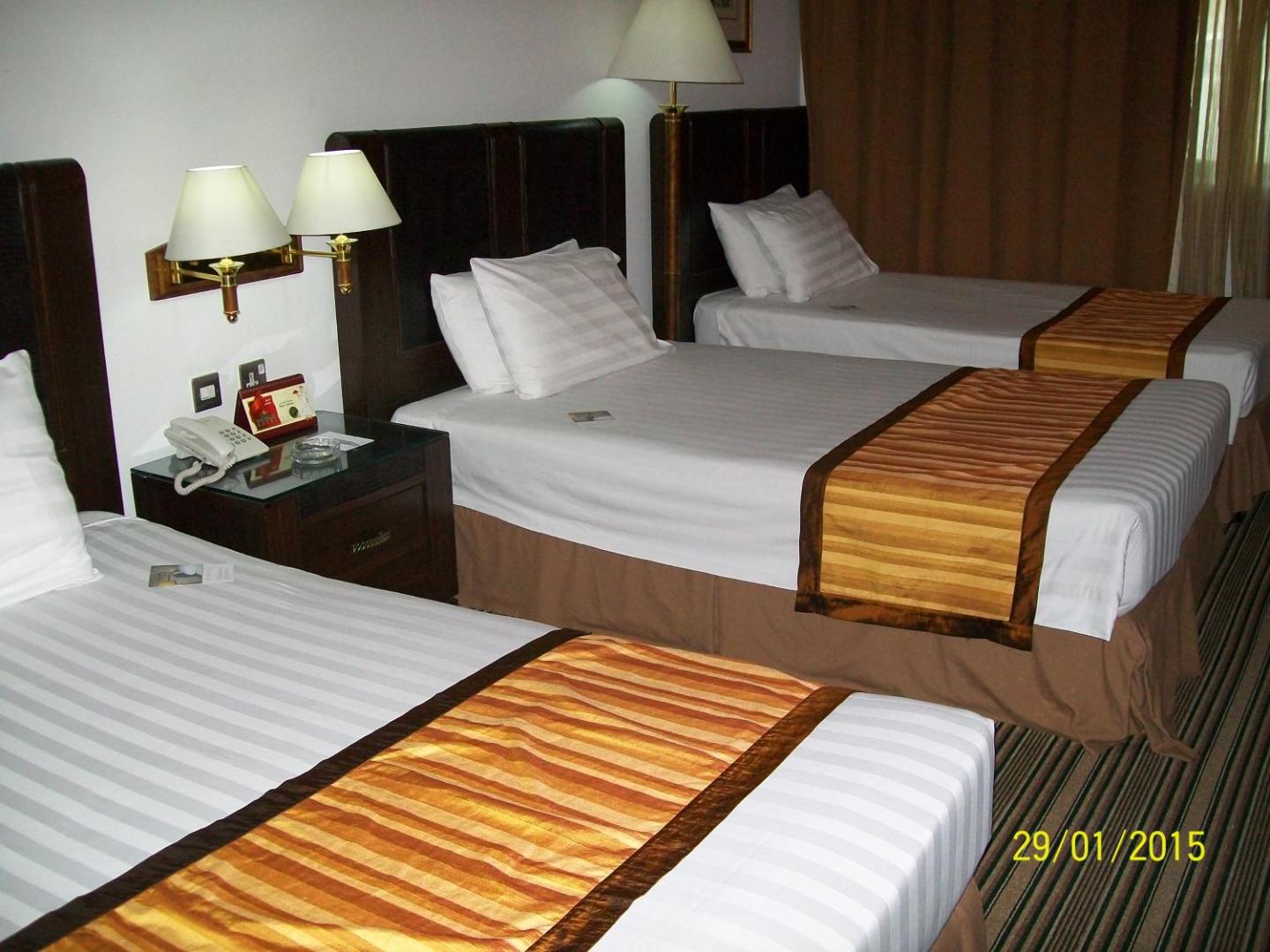 Knight Armour Hotel