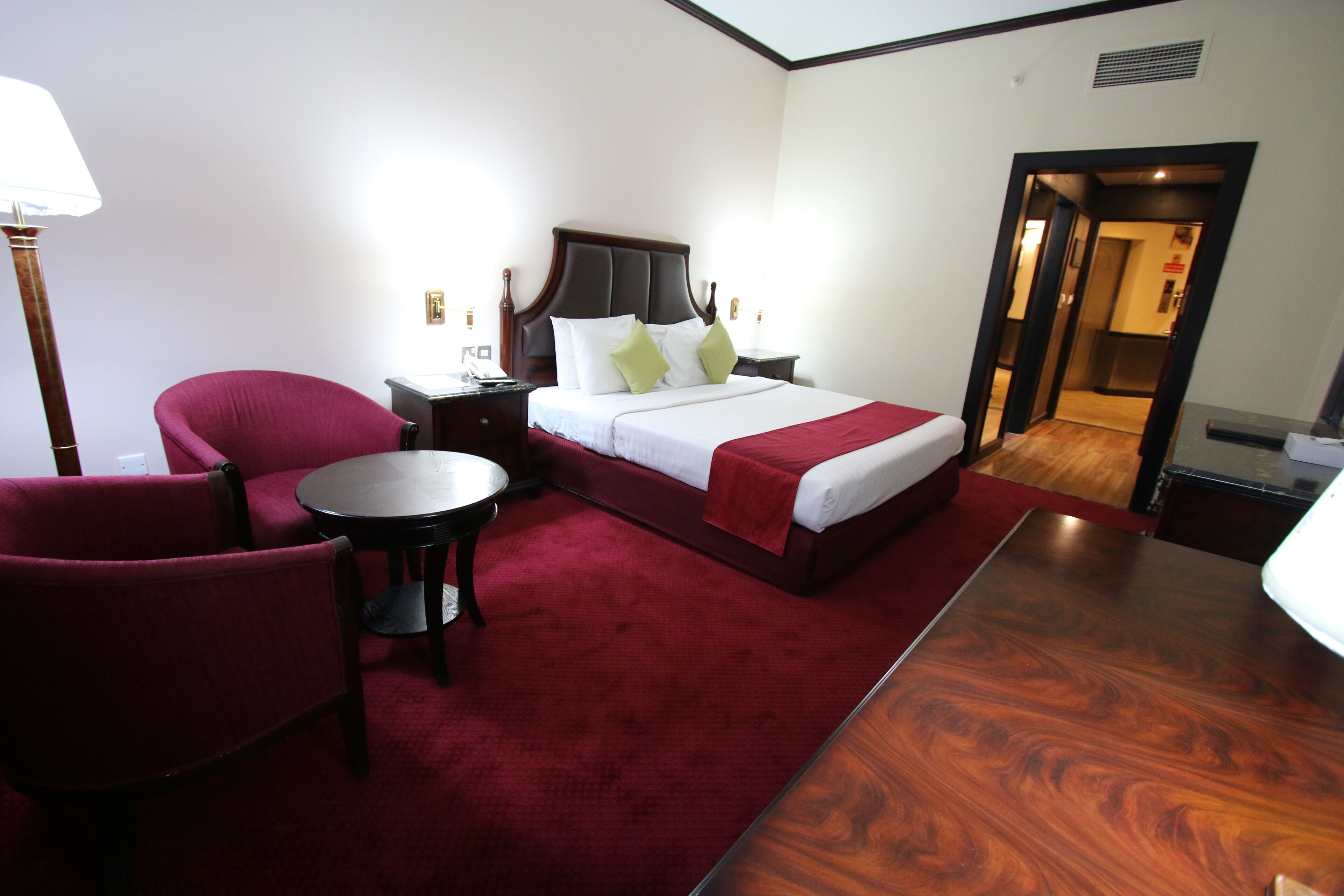 Knight Armour Hotel