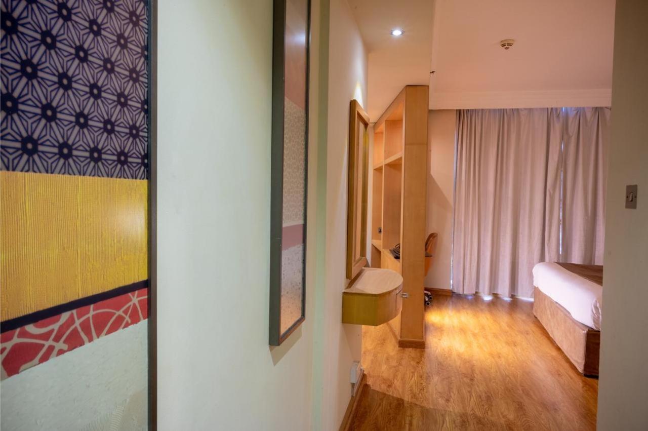The Leela Hotel