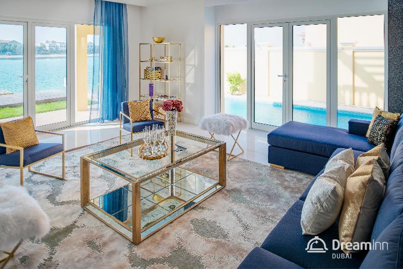 The Palm Jumeirah Villas by Dream Inn