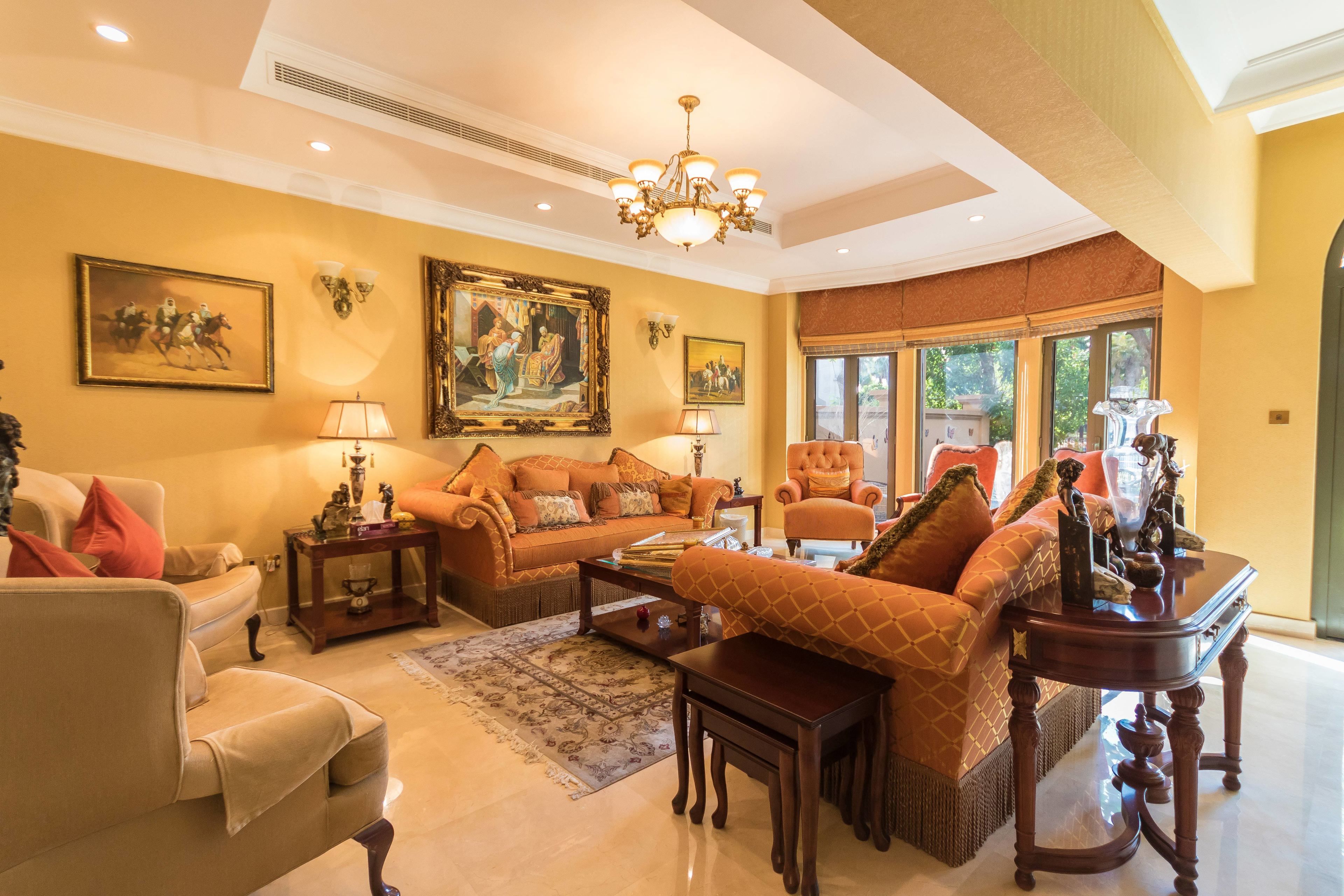 The Palm Jumeirah Villas - Frond A by Yanjoon Holiday Homes