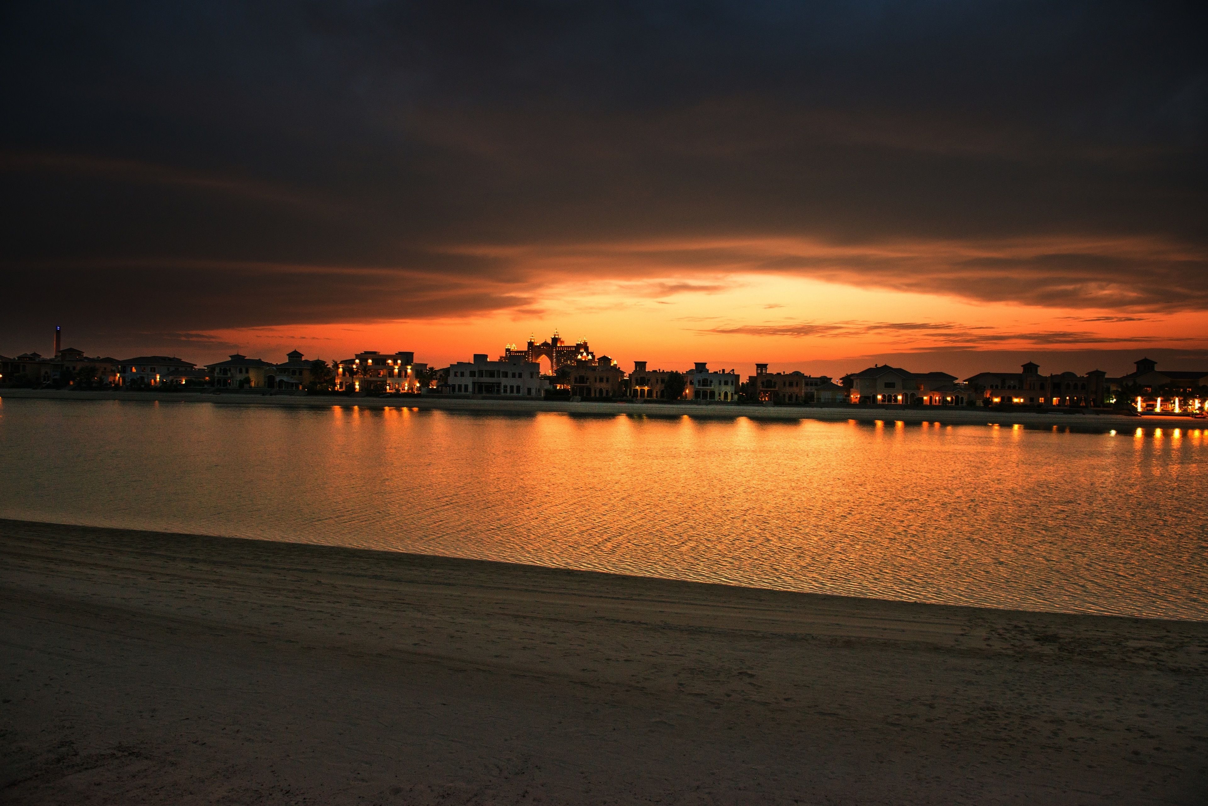 The Palm Jumeirah Villas - Frond E by Dream Inn Dubai