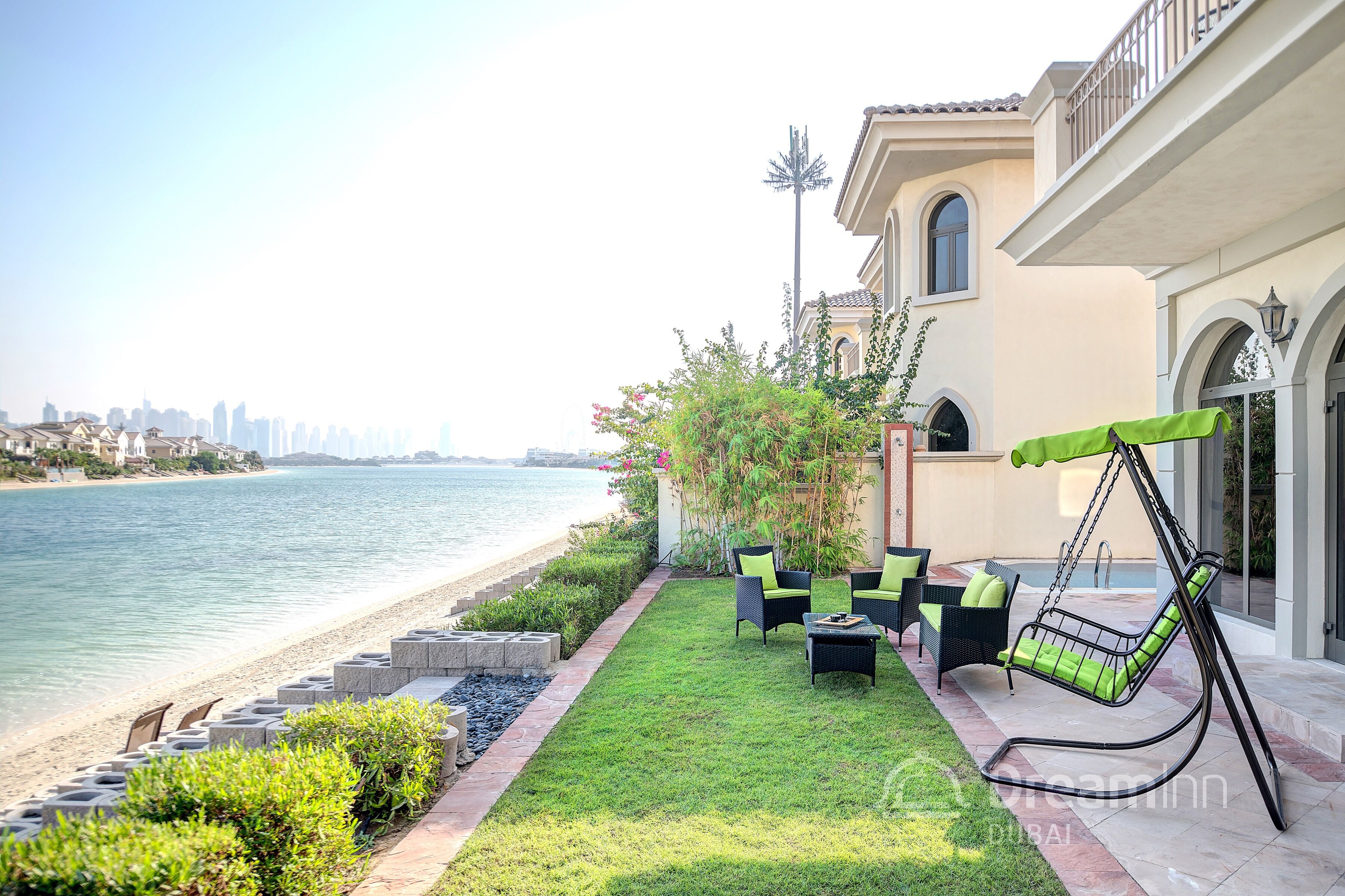 The Palm Jumeirah Villas - Frond O by Dream Inn Dubai