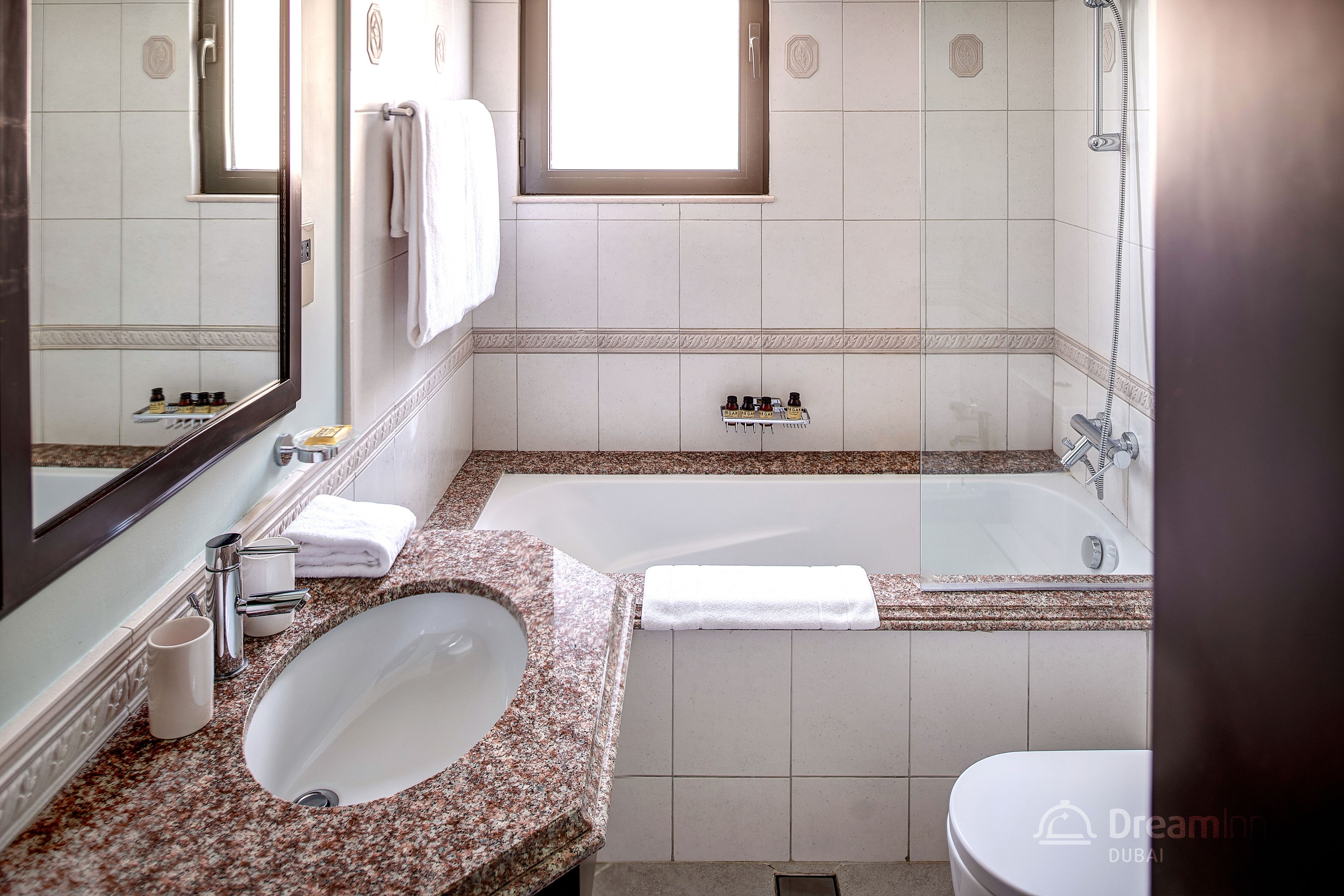 The Palm Jumeirah Villas - Frond O by Dream Inn Dubai