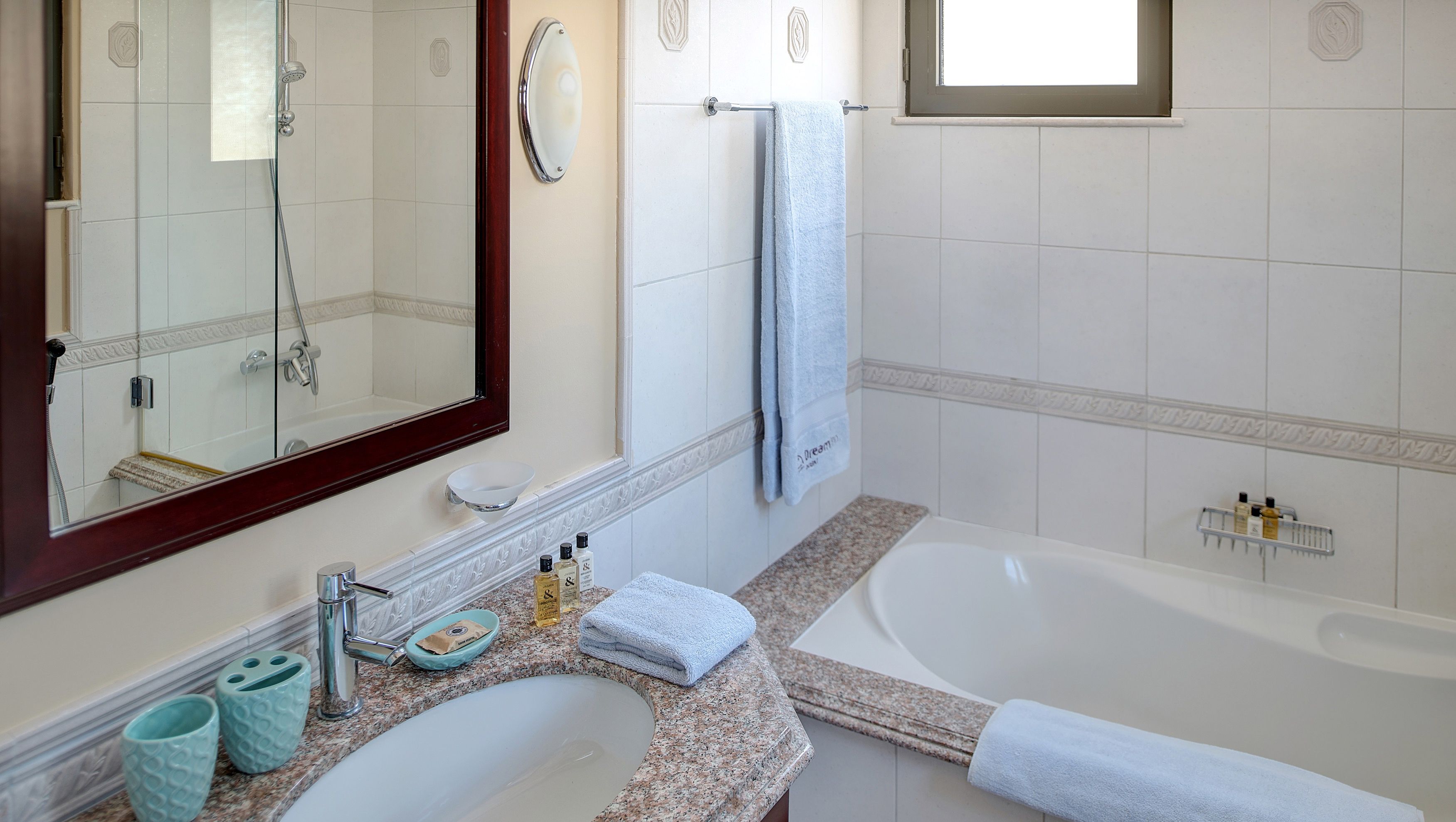 The Palm Jumeirah Villas - Frond O by Dream Inn Dubai