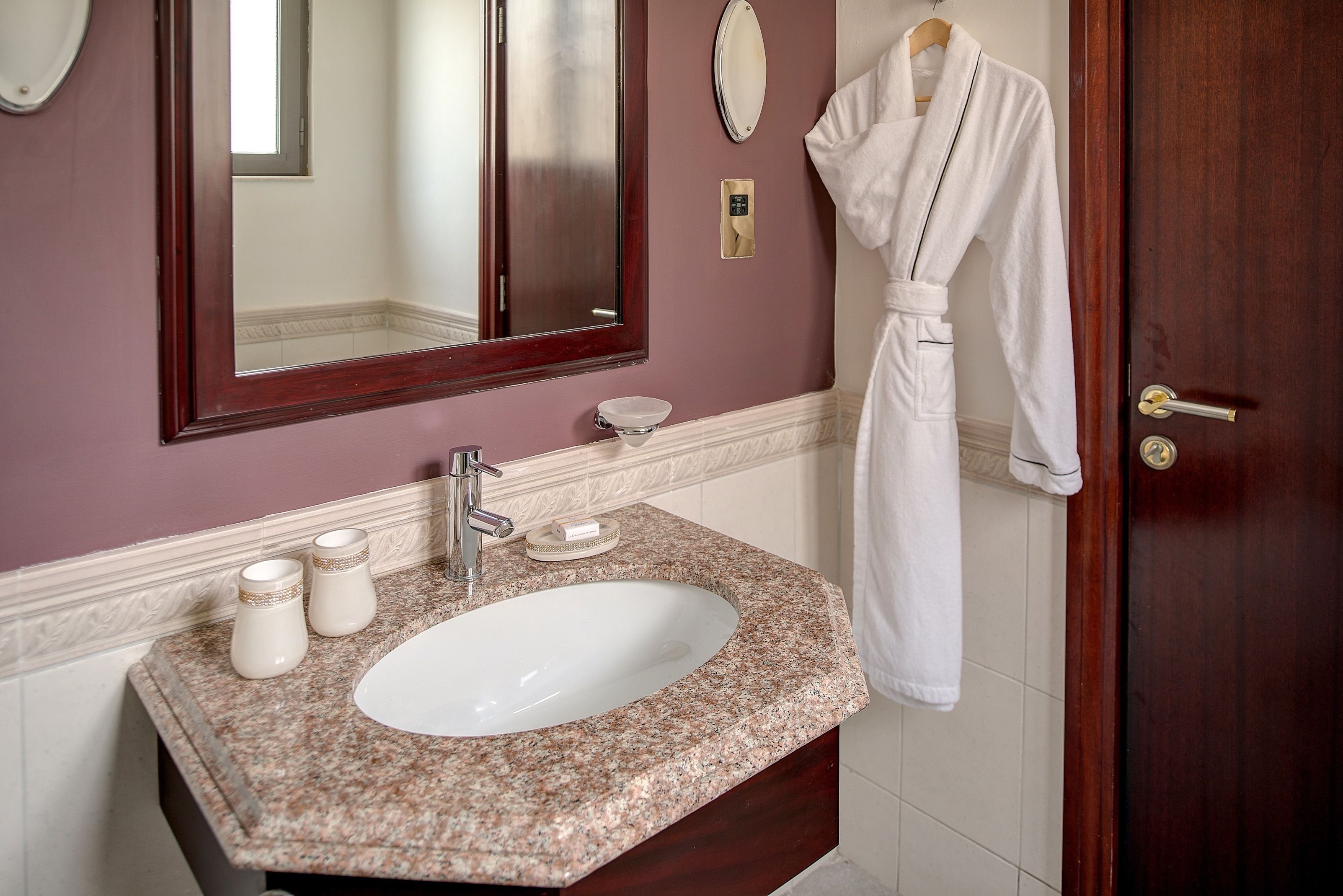 The Palm Jumeirah Villas - Frond O by Dream Inn Dubai