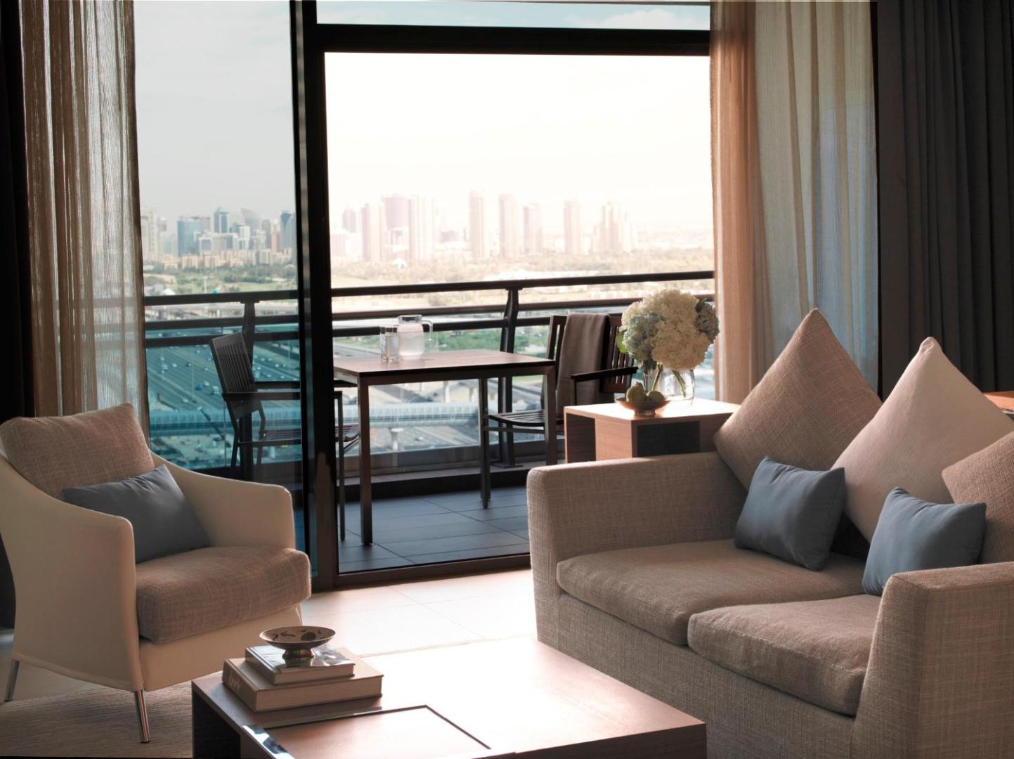 The Radisson Blu Residence, Dubai Marina
