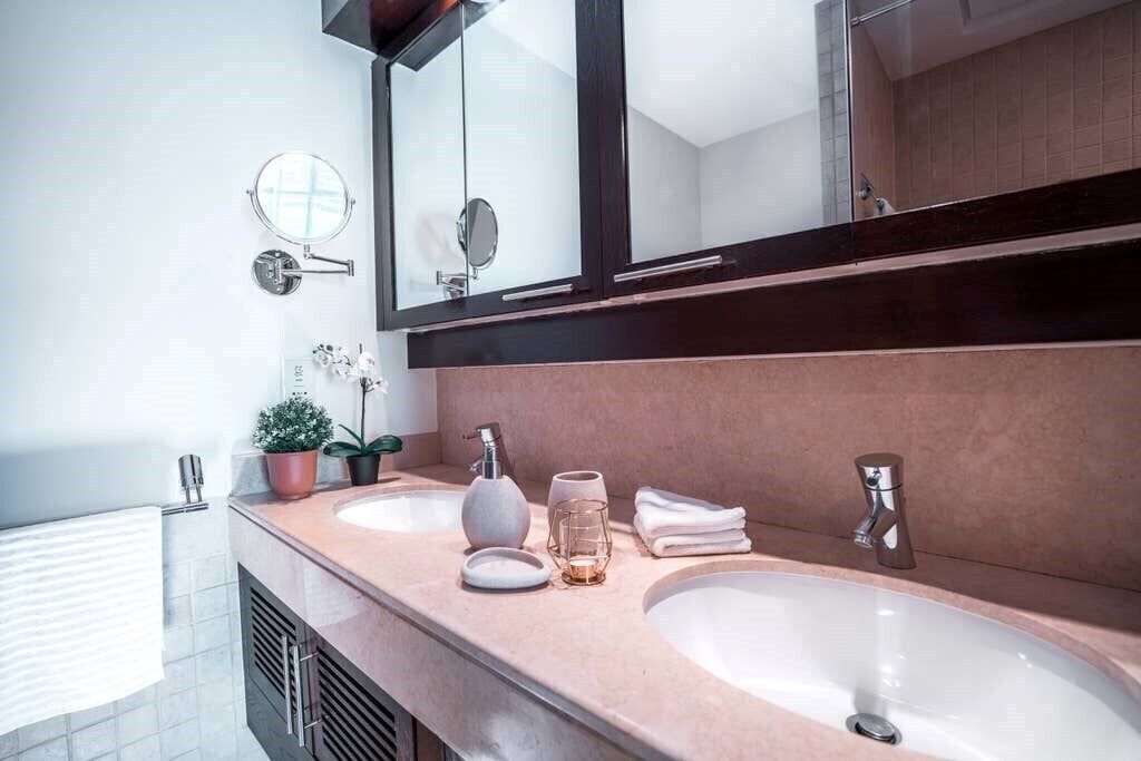 The Residences 5 by Elite Royal Apartments