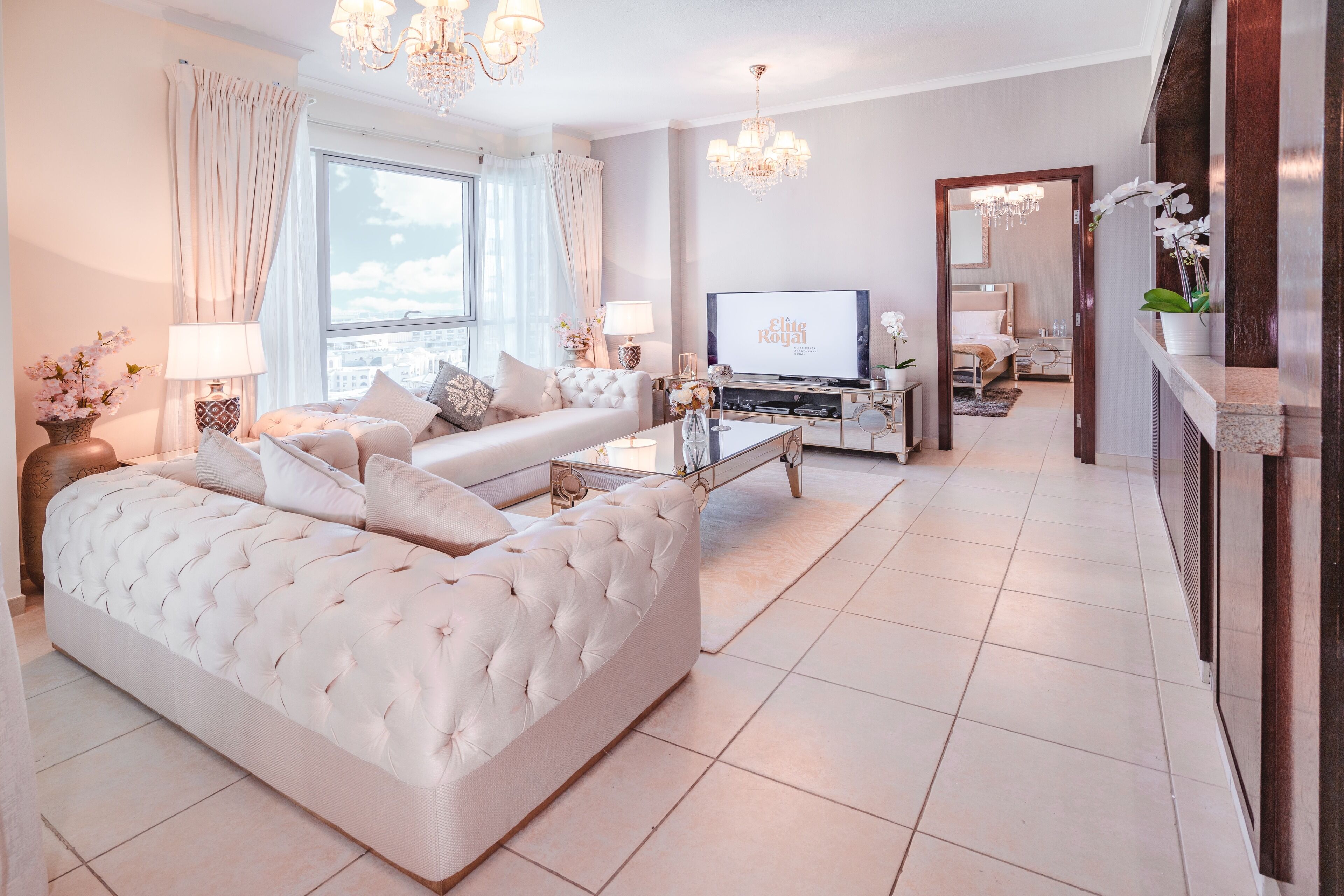 The Residences 5 by Elite Royal Apartments