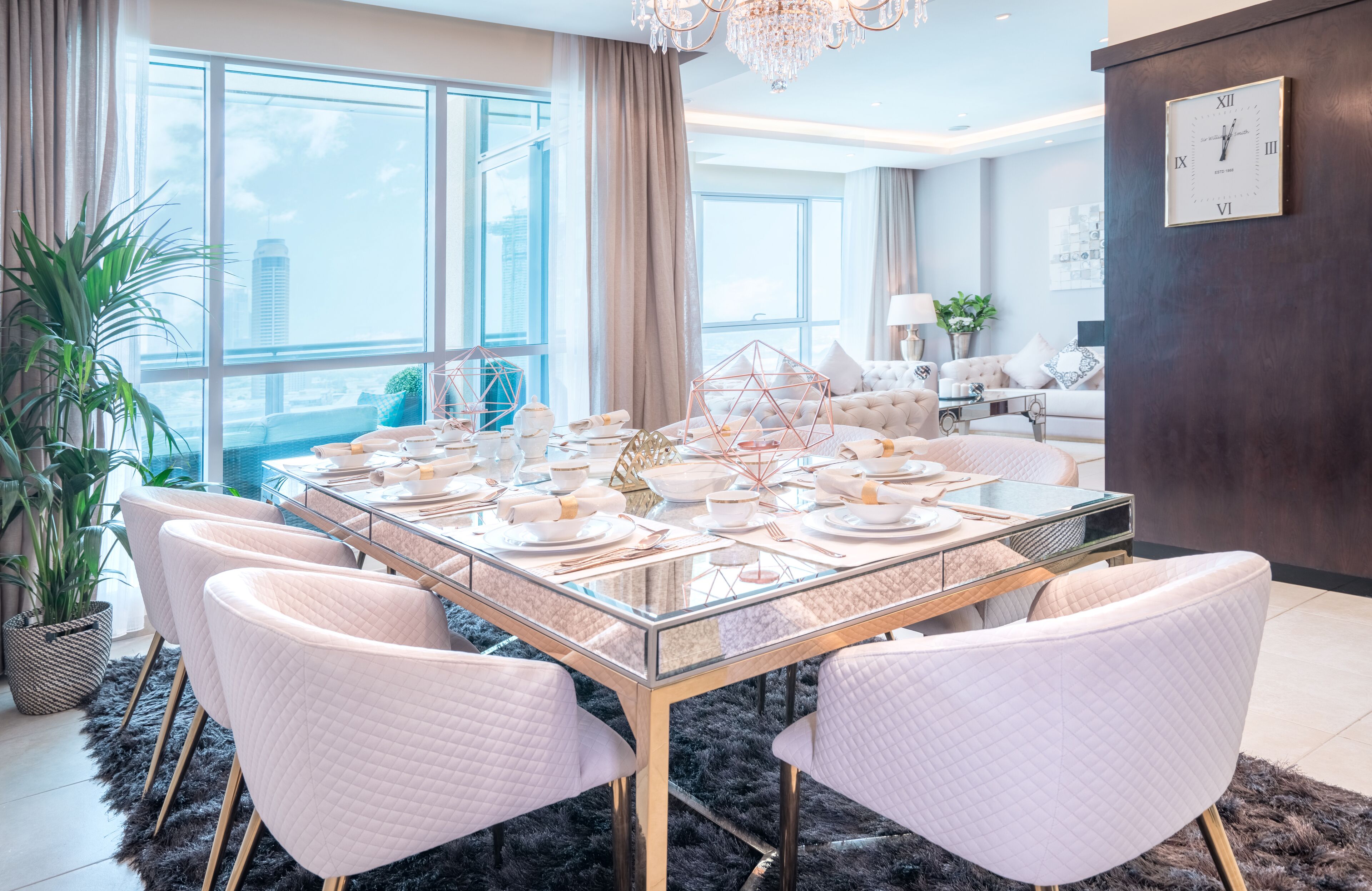 The Residences 5 by Elite Royal Apartments