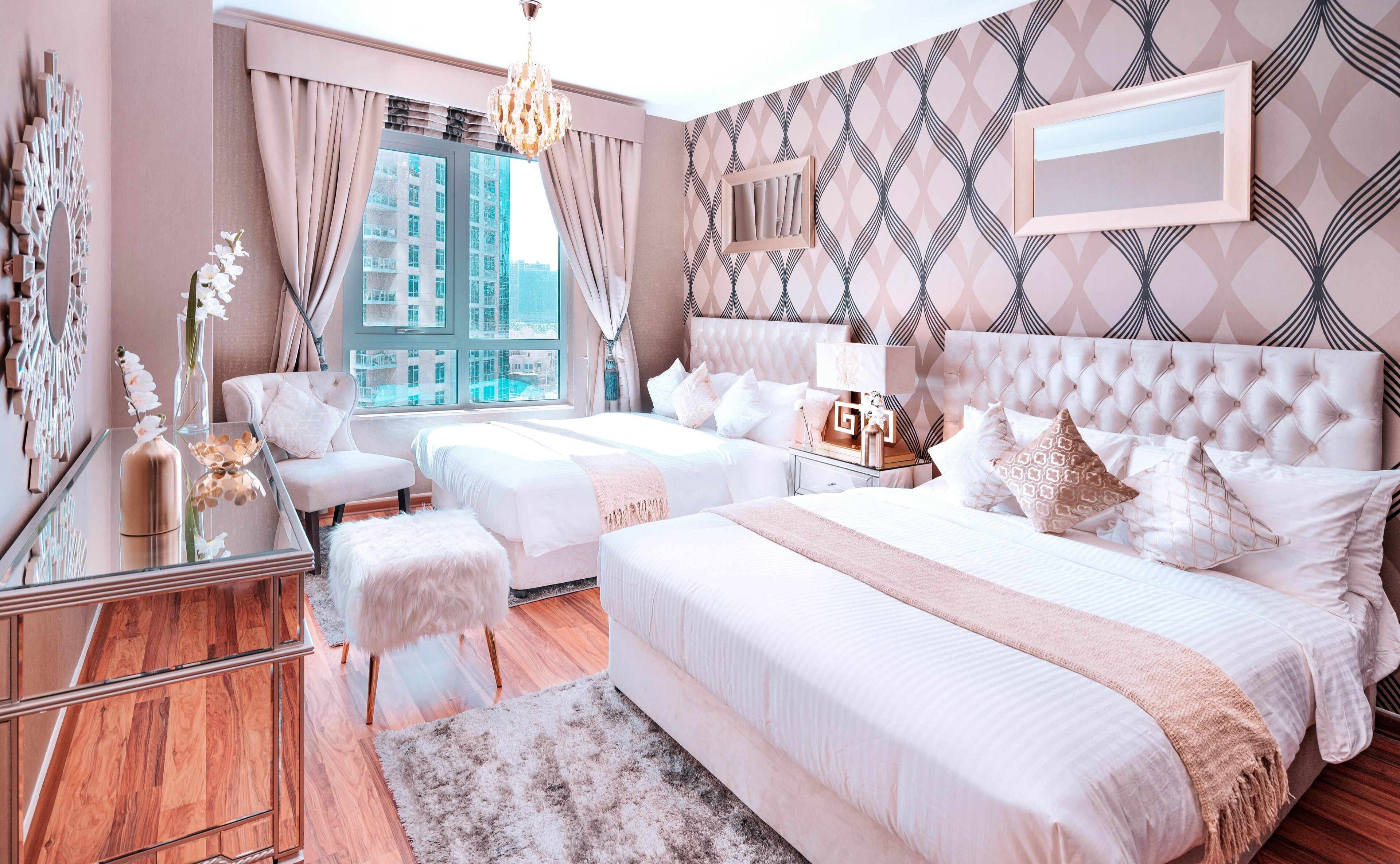 The Residences 5 by Elite Royal Apartments