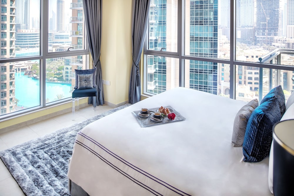 The Residences 8
