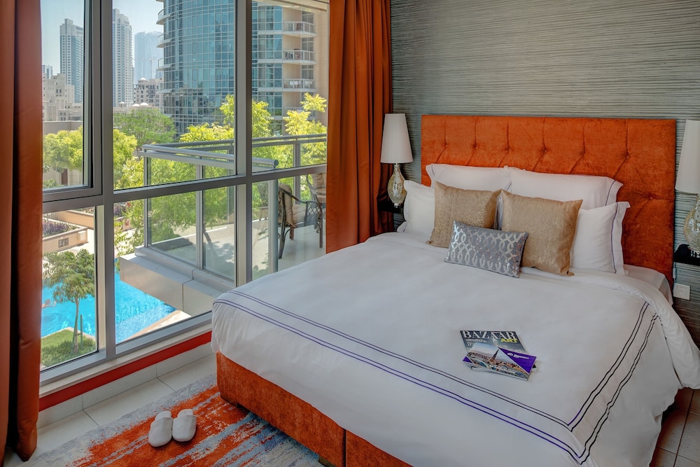 The Residences 8