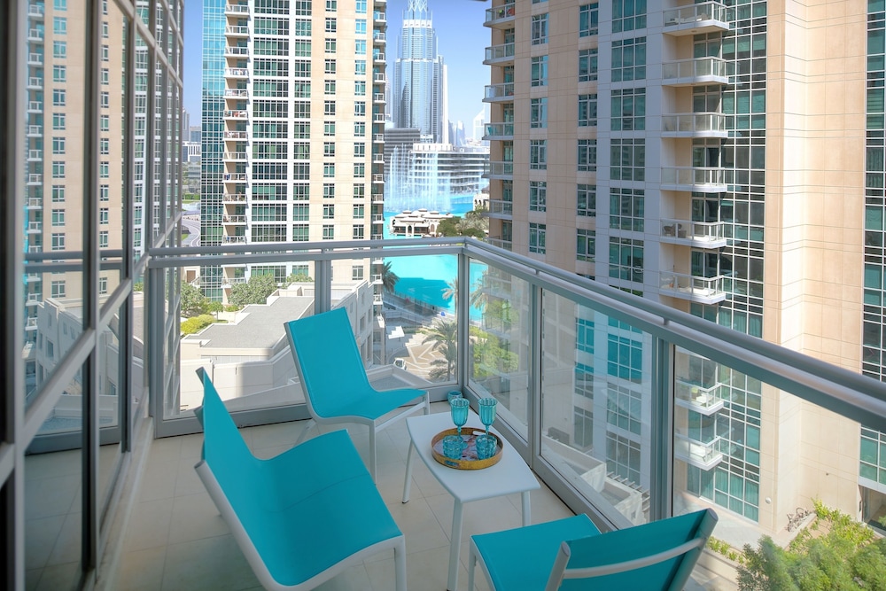 The Residences 8