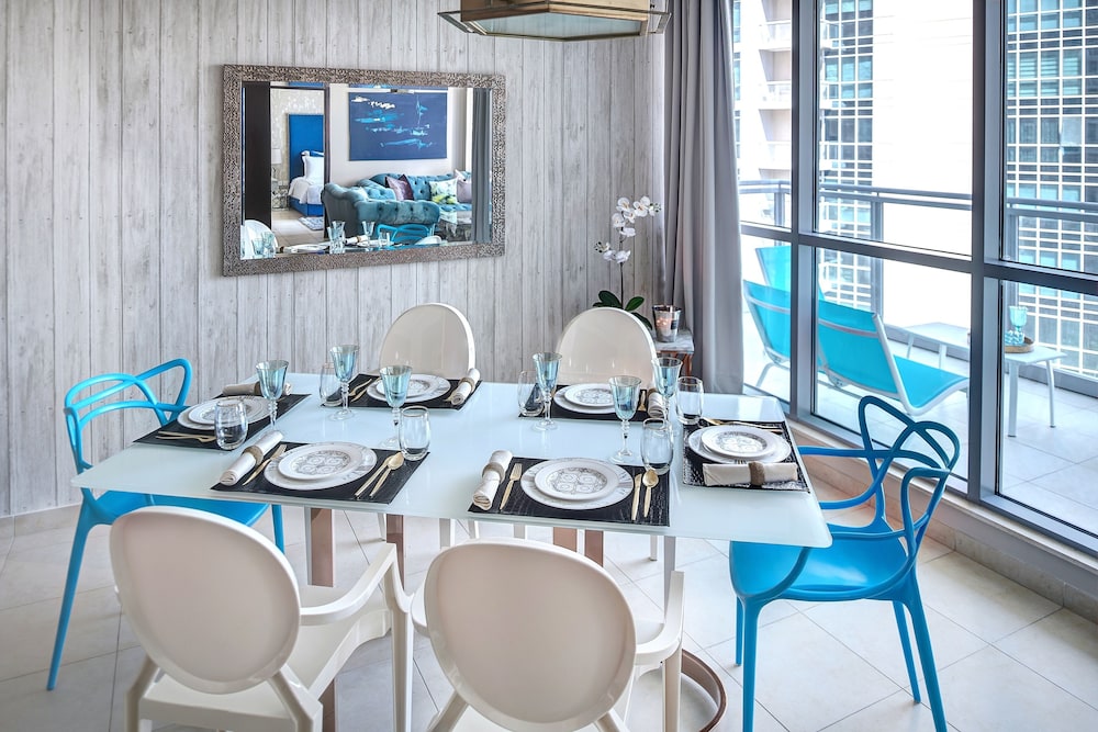 The Residences 8