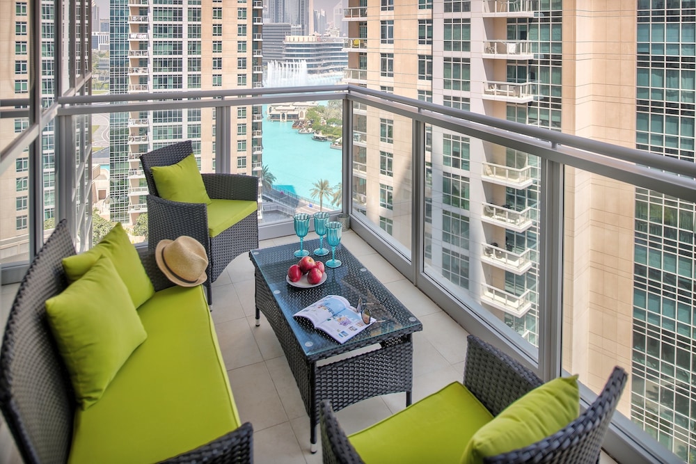The Residences 8