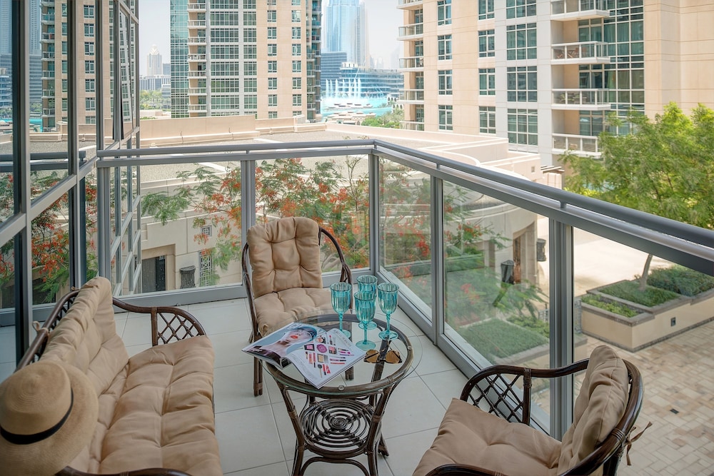 The Residences 8