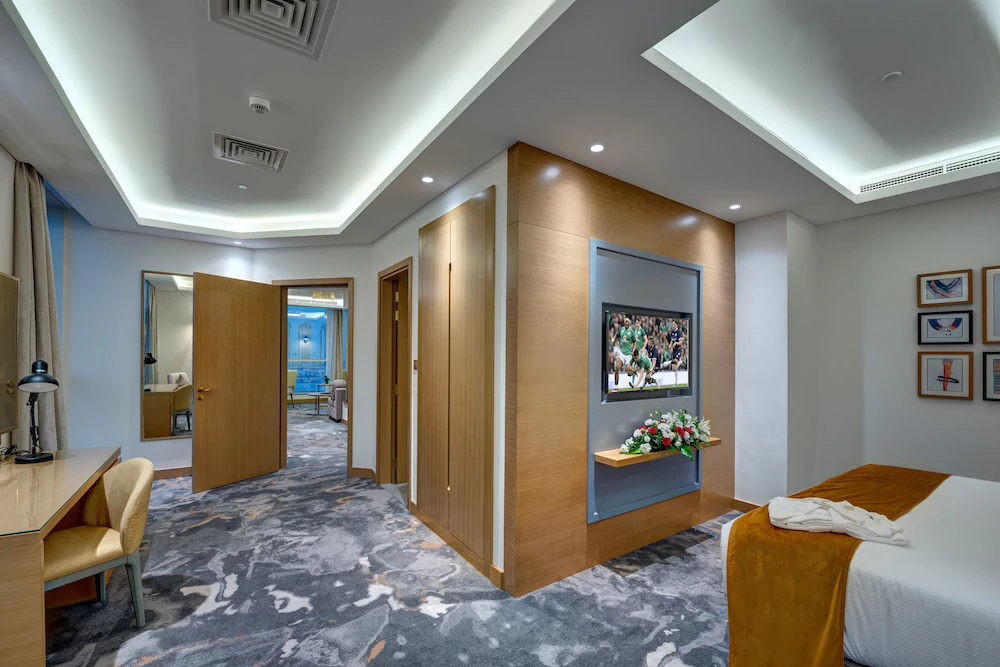 The S Hotel