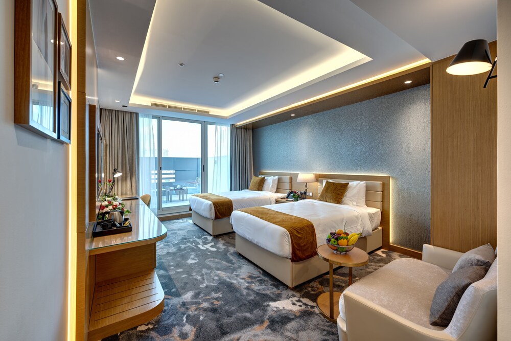 The S Hotel