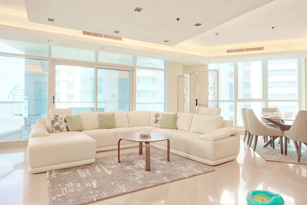 The Torch by Luton Vacation Home