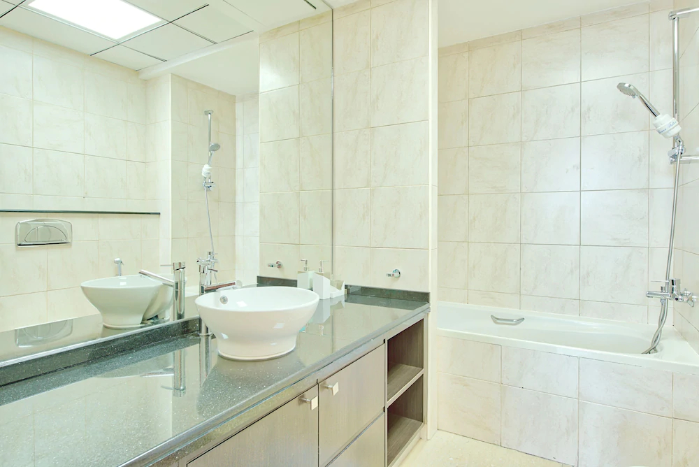 The Torch by Luton Vacation Home