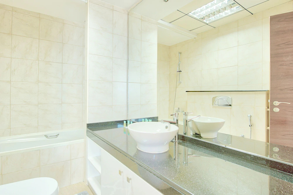 The Torch by Luton Vacation Home
