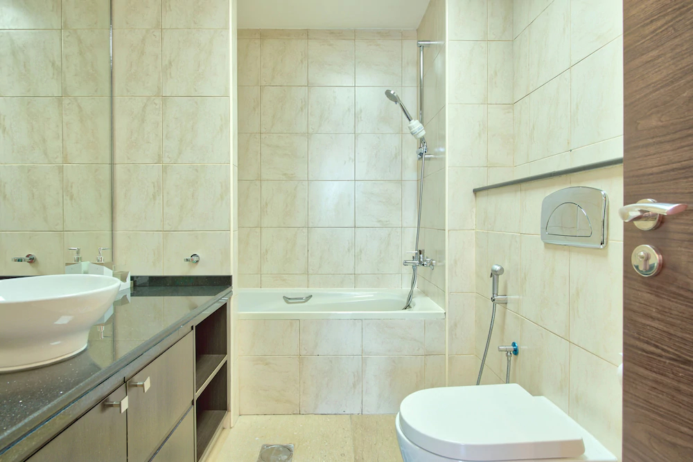 The Torch by Luton Vacation Home