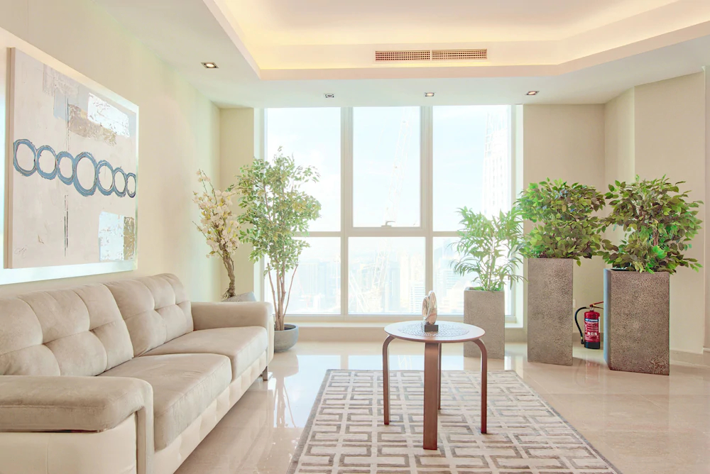 The Torch by Luton Vacation Home