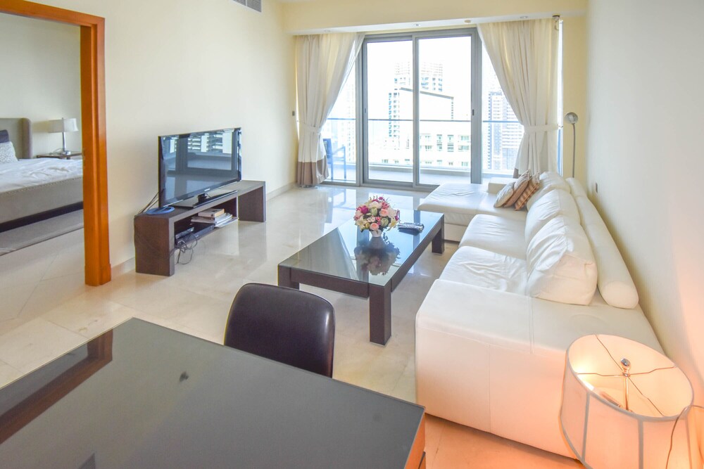 Trident Grand Residence by Airbetter