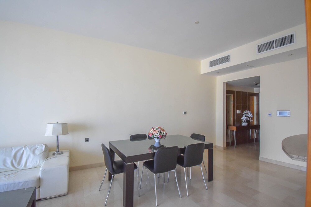 Trident Grand Residence by Airbetter