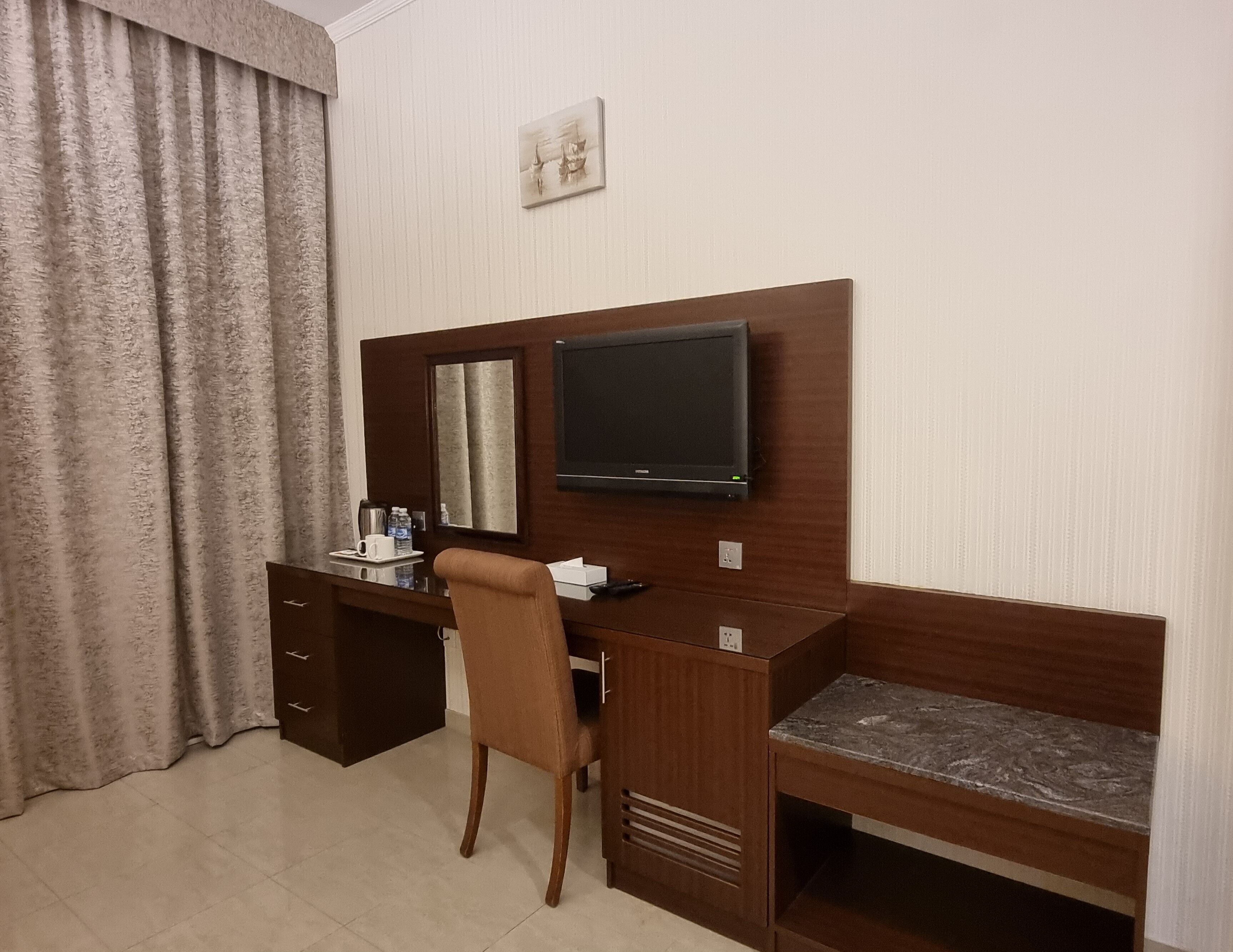 Vista City Hotel