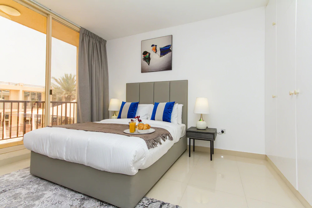 Waikiki Townhouses by Bespoke Residences
