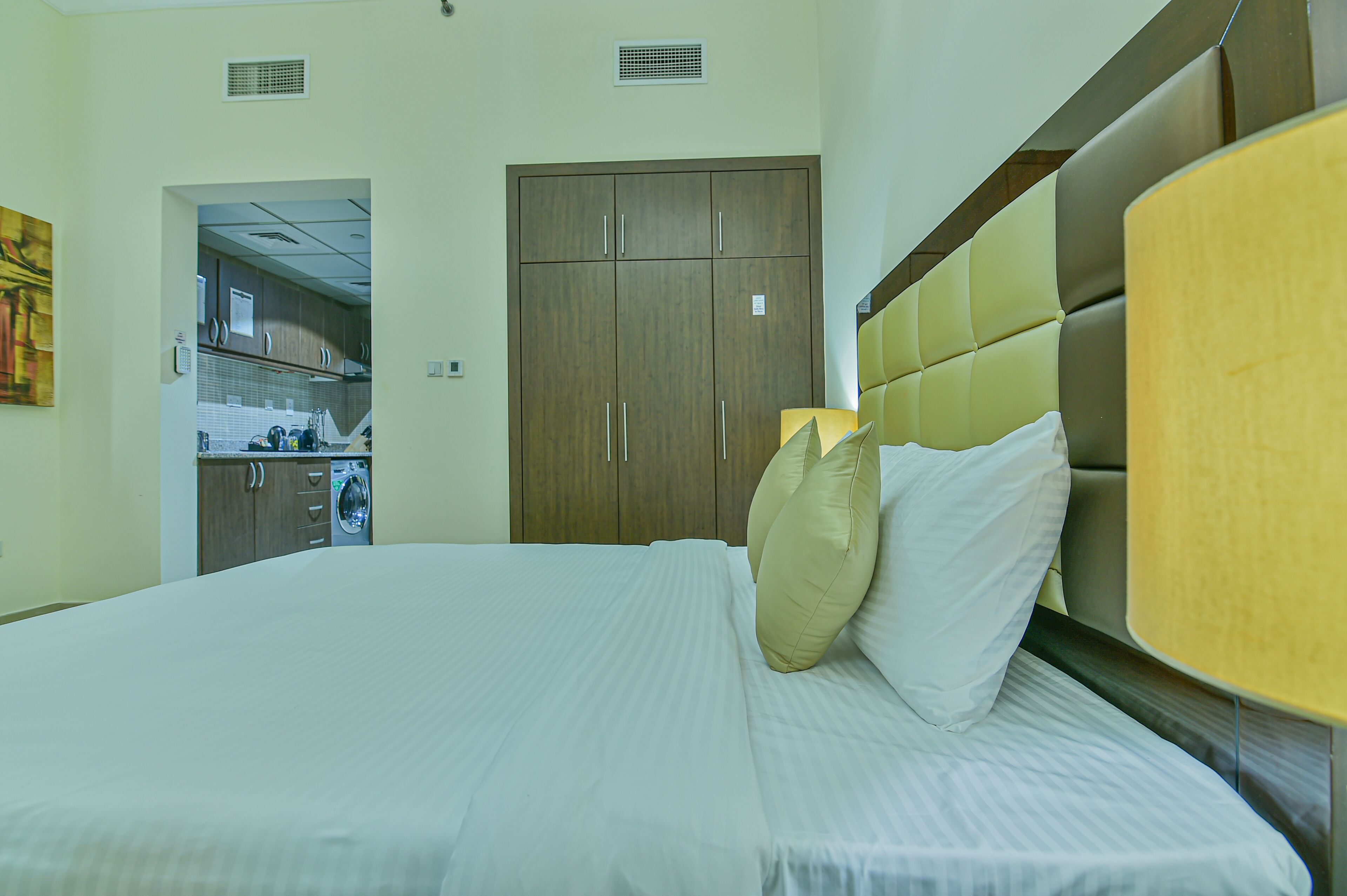 Vista Hotel Apartments Deluxe