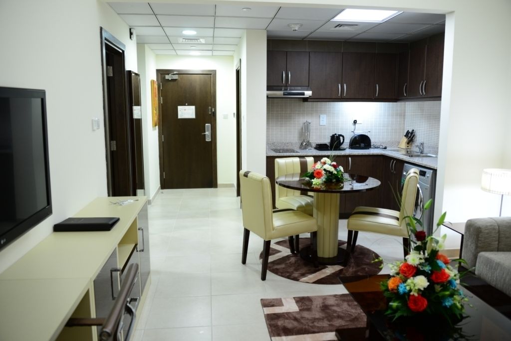 Vista Hotel Apartments Deluxe